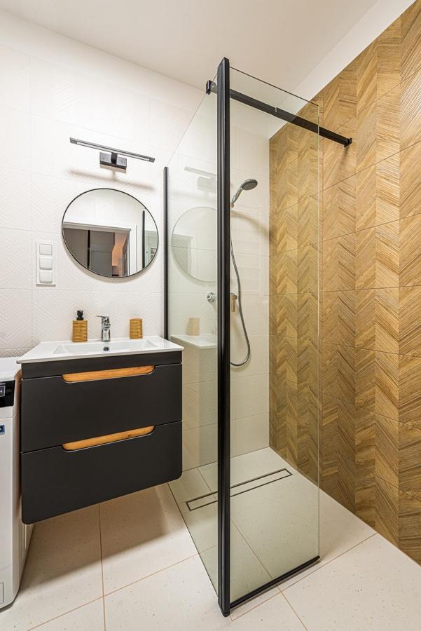 Cubic Home Rumia Dış mekan fotoğraf
